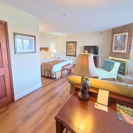 Arbors At Island Landing Hotel & Suites Pigeon Forge Exterior foto